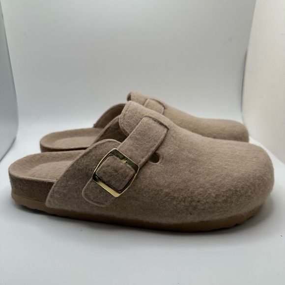 CUSHIONAIRE Womens Clog 8 SAND - Picture 1 of 7